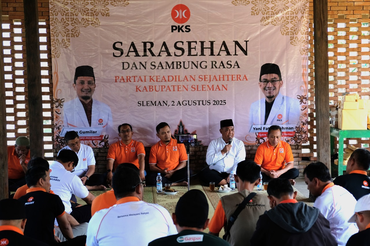 KOMPAK: Kegiatan Sarasehan dan Sambung Rasa Pengurus DPD PKS Kabupaten Sleman di Teras Merapi Sabtu (2/8).
