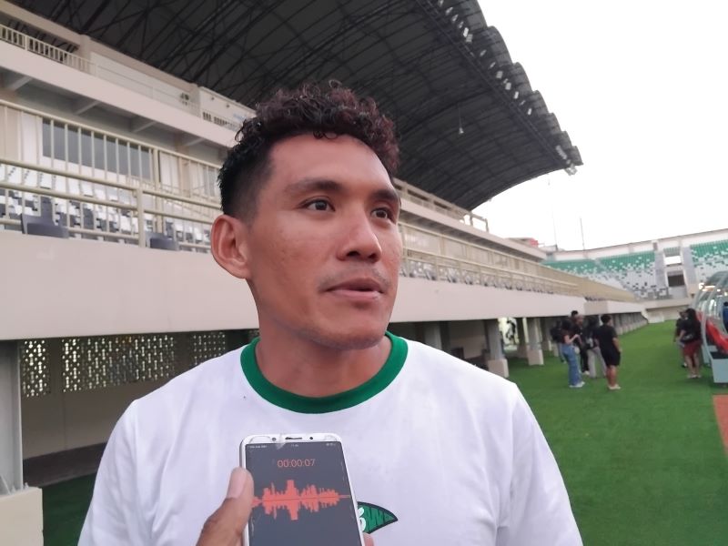 Striker lokal PSS Sleman Irvan Mofu