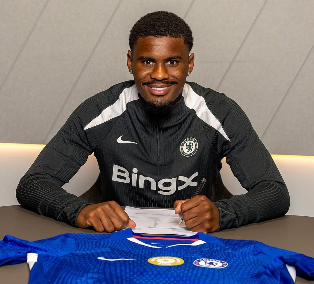 Chelsea resmi rekrut wonderkid Belanda dari Ajax, Jorrel Hato