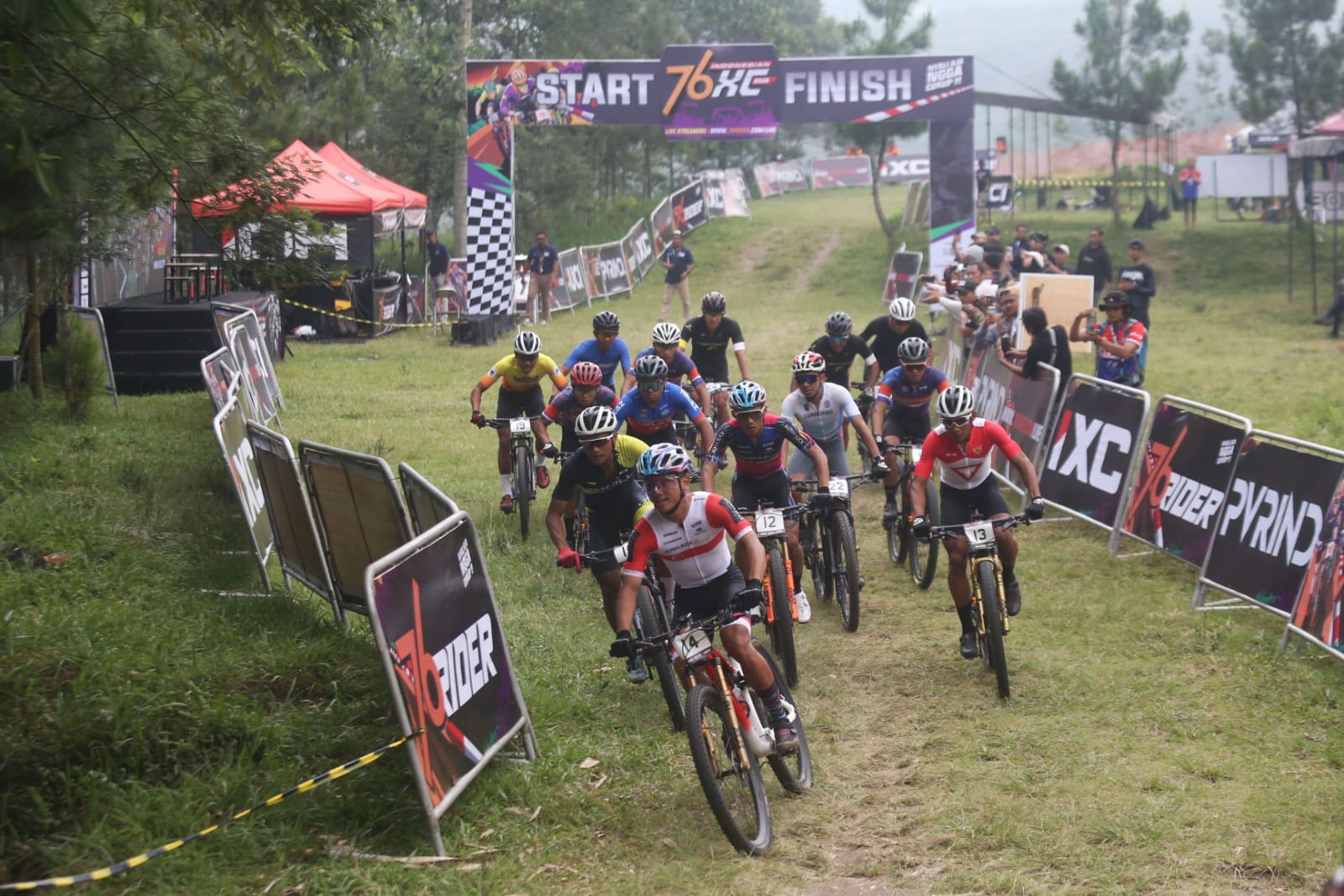 Cross country di Bukit Klangon