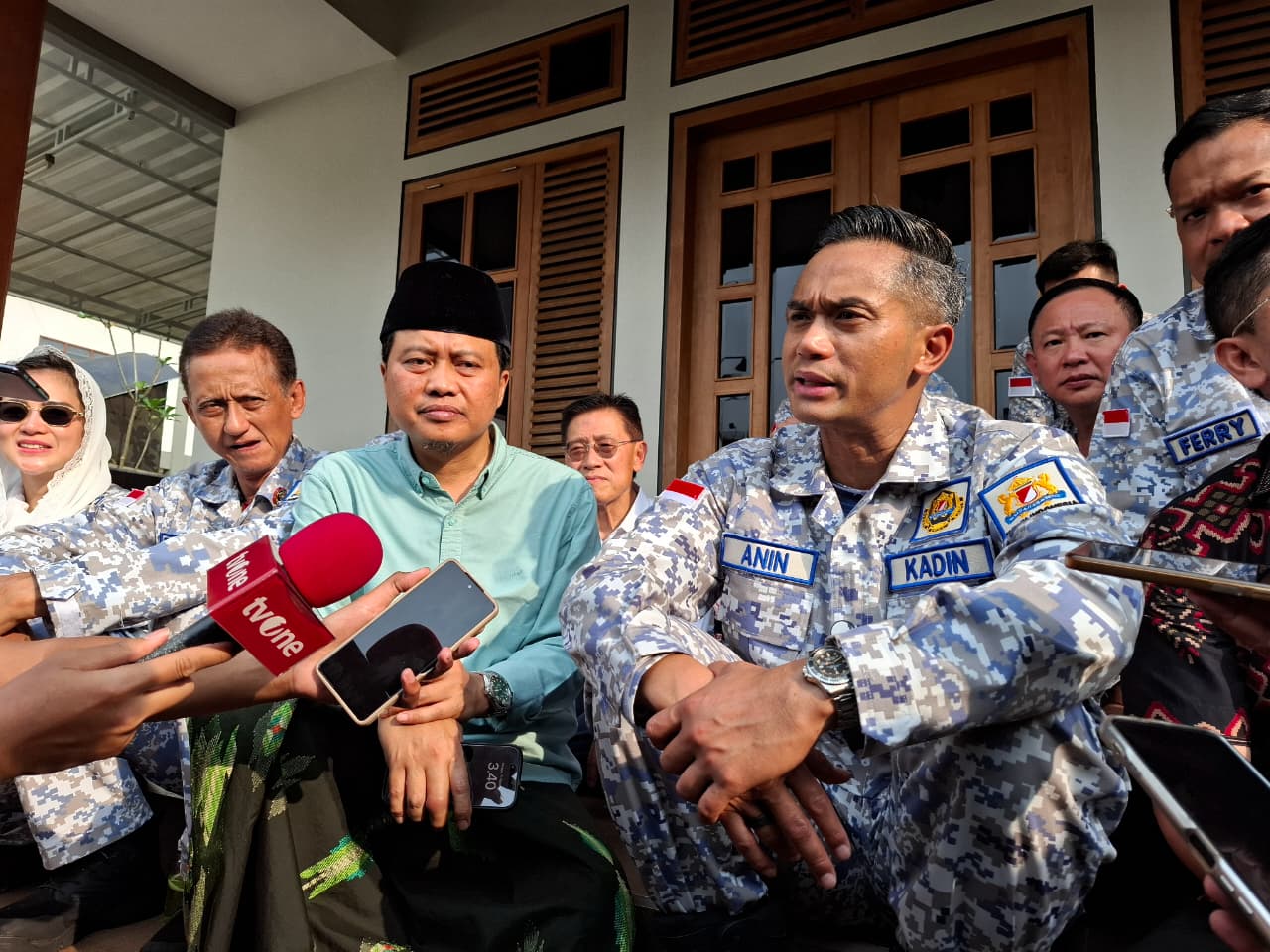 Ketua Umum Kadin Indonesia Anindya Bakrie saat bersilaturahmi ke Ponpes API Tegalrejo Magelang
