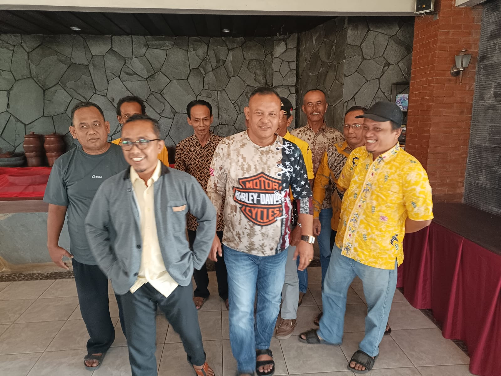 Pengurus Kecamatan (PK) Golkar Kebumen berkumpul untuk diskusi persiapan Musyawarah Daerah (Musda).