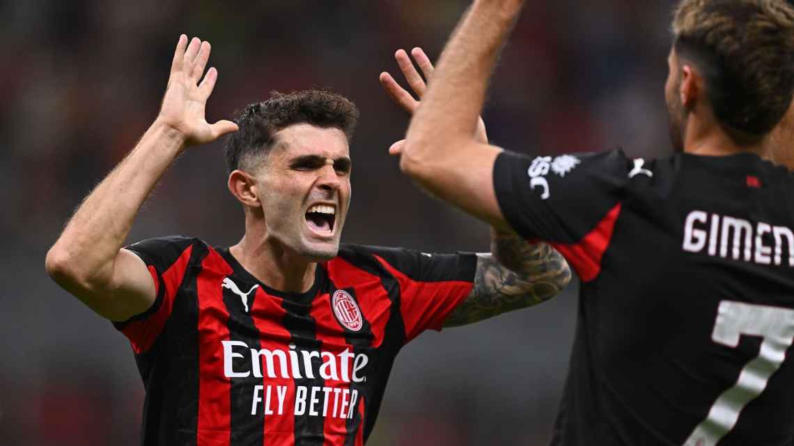 Christian Pulisic rayakan gol kemenangan AC Milan atas Bari di ronde pertama Coppa Italia