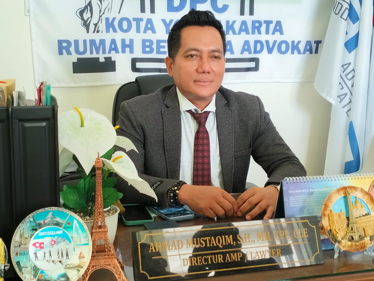 Ahmad Mustaqim, SH, MH, CPL, CLE dari Kantor Hukum AMP & Partners