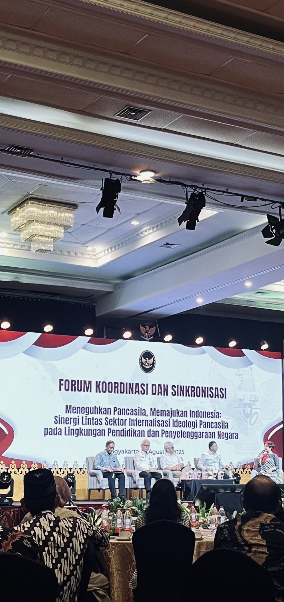 Forum Koordinasi dan Sinkronisasi &ldquo;Meneguhkan Pancasila, Memajukan Indonesia : Sinergi Lintas Sektor Internalisasi Ideologi Pancasila Pada Lingkungan Pendidikan dan Penyelenggaraan Negara