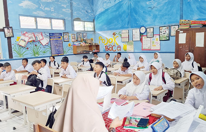 HARUS PAHAM BENCANA: Suasana kegiatan belajar mengajar di SDN Gondolayu, Kota Jogja. BPBD Kota Jogja menargetkan seluruh sekolah berstatus SPAB.