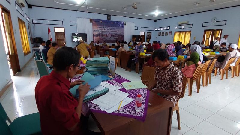 SUMRINGAH: Penerima Ganti Untung Tol Jogja YIA melengkapi berkas persyaratan.&nbsp;
