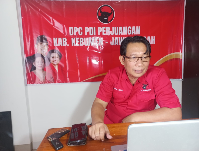 Kandidat calon Ketua DPC PDIP Kebumen mengikuti seleksi psikotes secara daring yang digelar serentak oleh DPP PDIP. (Dokumentasi DPC PDIP Kebumen)