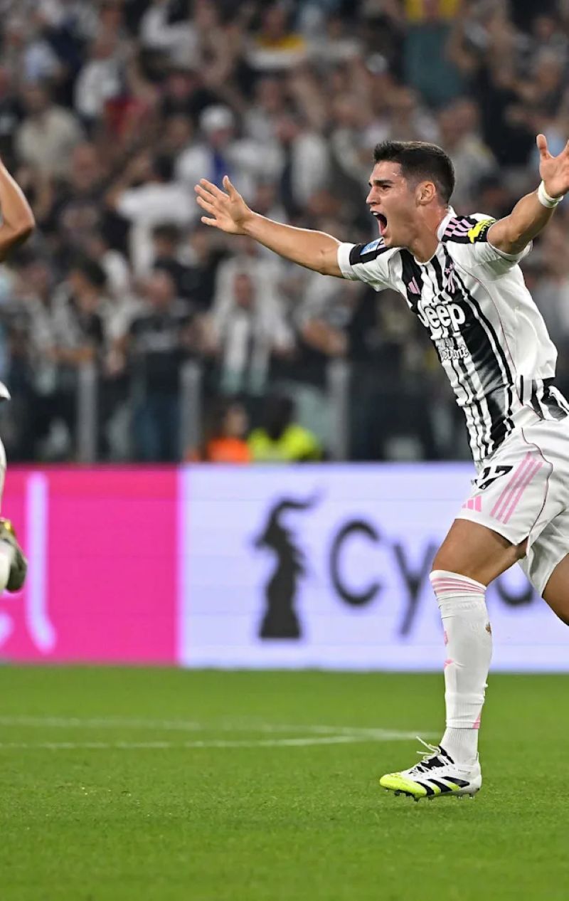 Selebrasi Vasilije Adzic setelah mencetak gol kemenangan Juventus atas Inter dalam derbi d