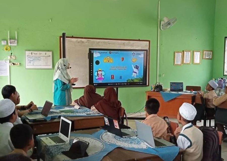 Ilustrasi Smart TV di Sekolah