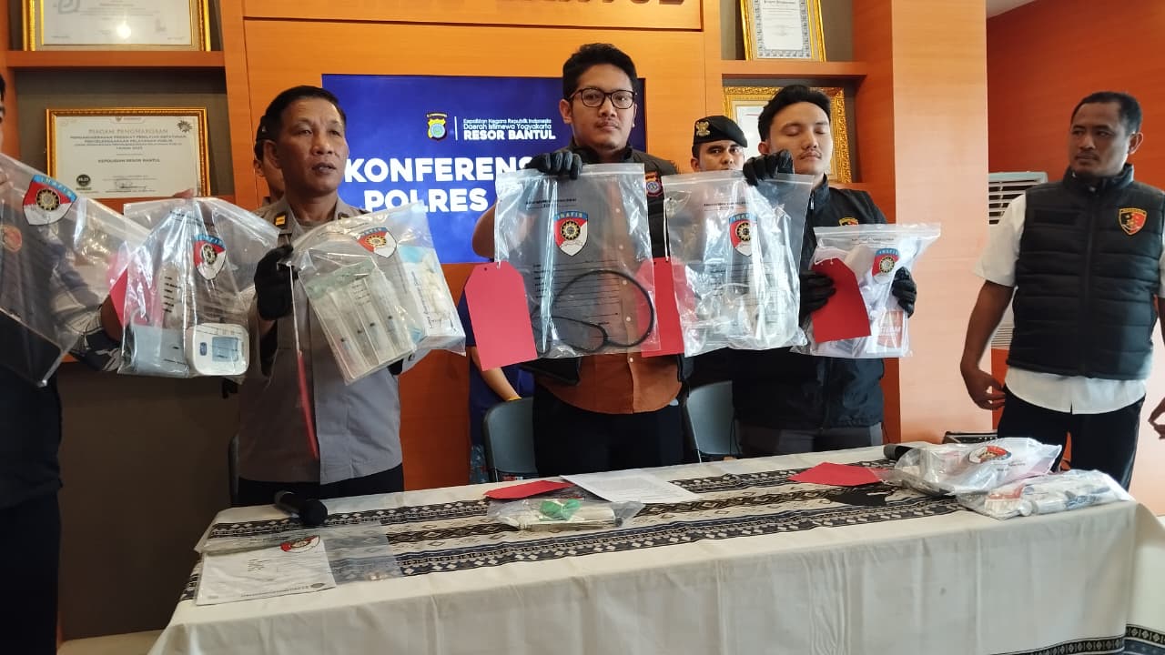 Jumpa Pers Dokter palsu menipu korban dengan kerugian mencapai Rp 538 juta