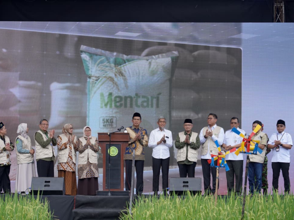 Muhammadiyah meluncurkan varietas padi unggulan bernama Mentari. Peluncuran berlangsung saat Jambore Nasional I Jamaah Tani Muhammadiyah (Jatam) di Universitas Muhammadiyah Gombong (Unimugo), Sabtu (2