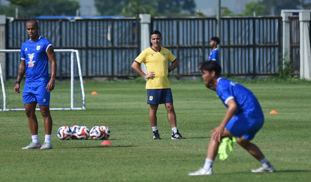 Pelatih fisik Persib Bandung, Miro Petric tak risau pemindahan venue melawan Persita Tangerang