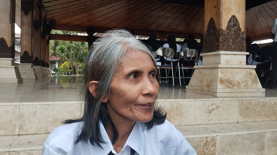 Poniaty, salah satu dari ratusan PPPK yang terima SK pengangkatan di Pendopo Parasamya Bantul&nbsp;Kamis (25/9/2025).