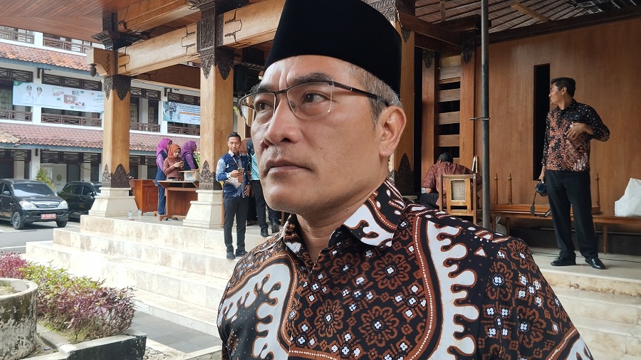 Bupati Bantul Abdul Halim Muslih