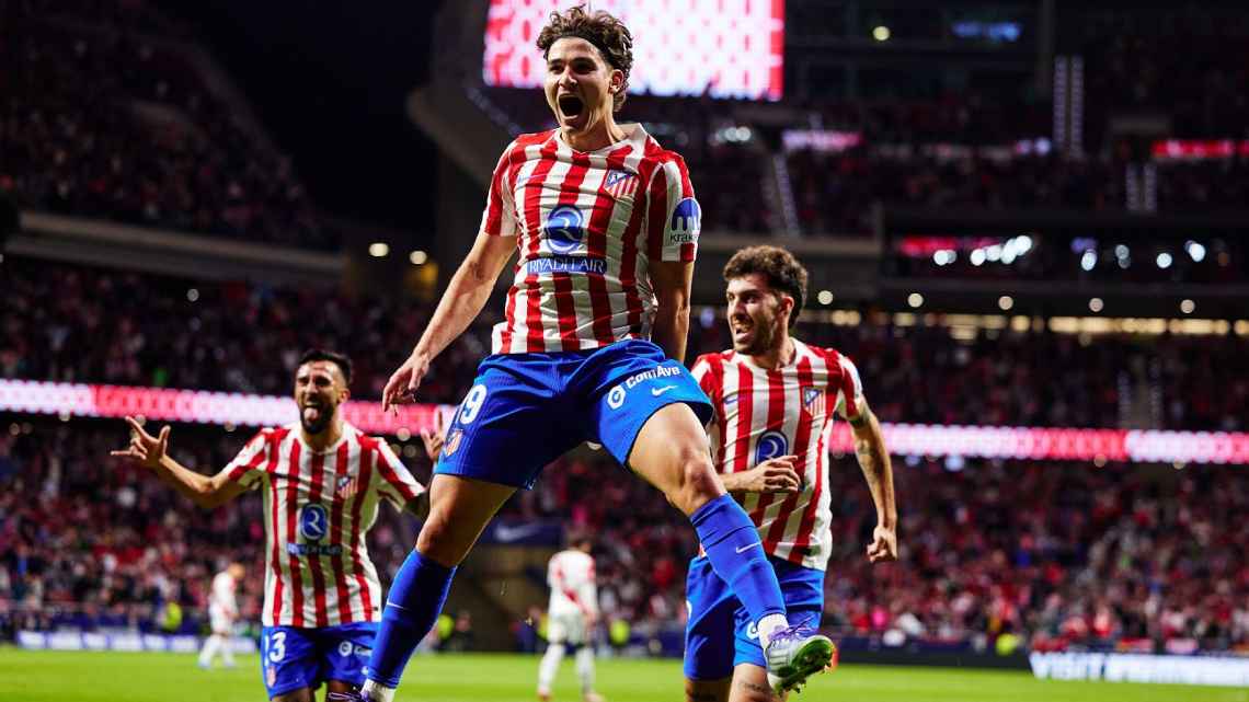 Selebrasi Julian Alvarez setelah mencetak hattrick dalam kemenangan 3-2 Atletico Madrid atas Rayo Vallecano