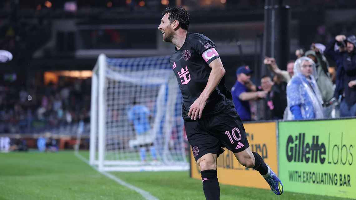 Selebrasi Lionel Messi dalam kemenangan 0-4 Inter Miami atas Ney York City FC