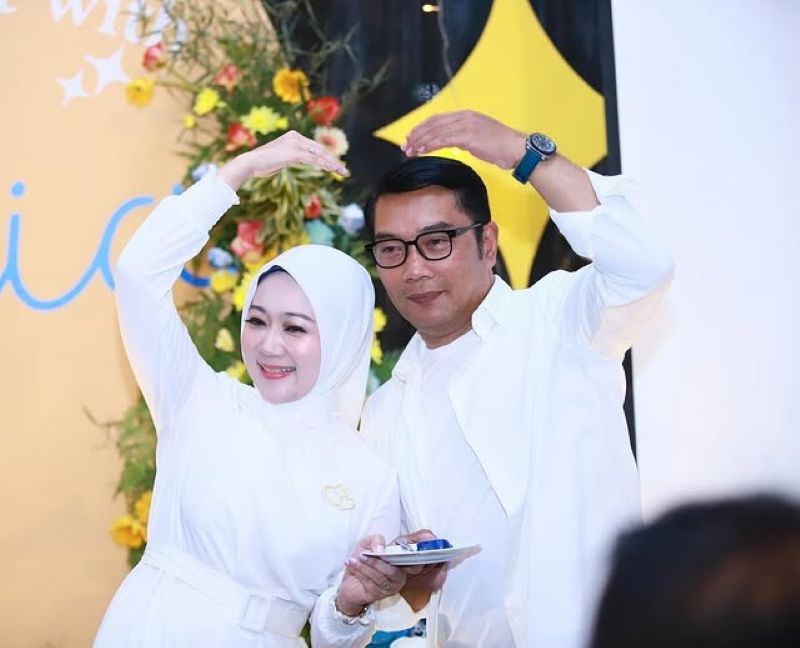 Ridwan Kamil dan Praratya .