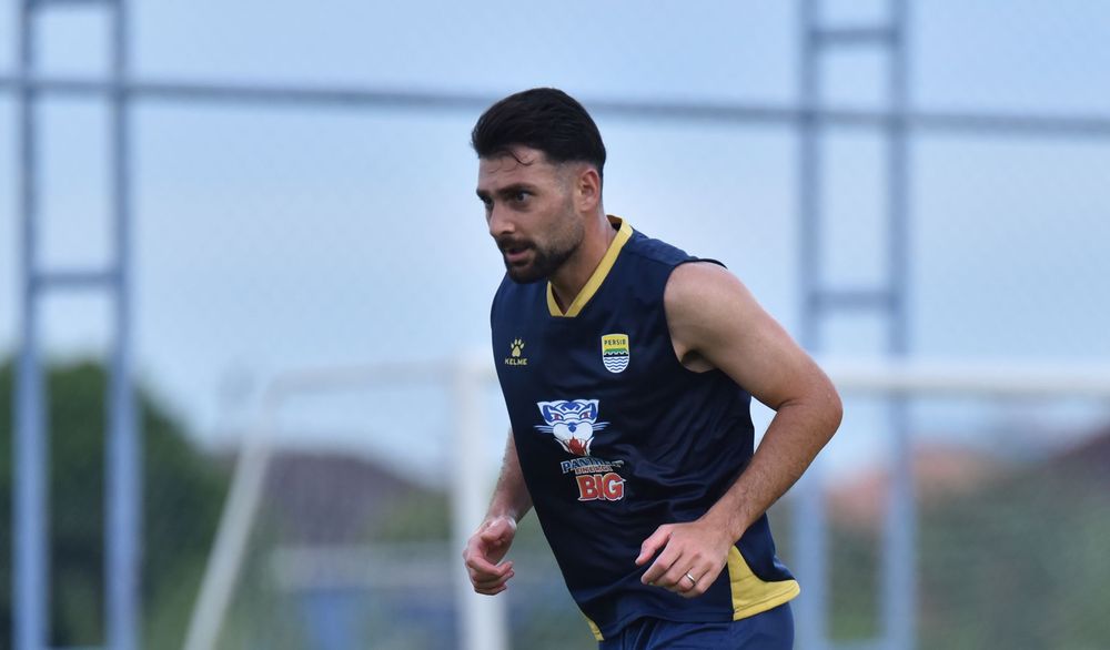 Bek Persib, Frans Putros akui pertandingan kontrak Bangkok United tidak akan berjalan mudah