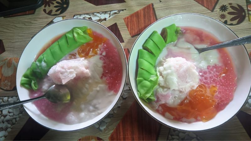 Es Pisang Ijo Anindya Senuko.