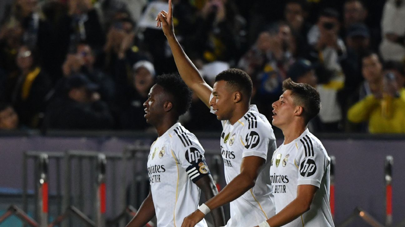 Selebrasi pemain Real Madrid setelah Kylian Mbappe mencetak gol ke gawang Kairat Almaty
