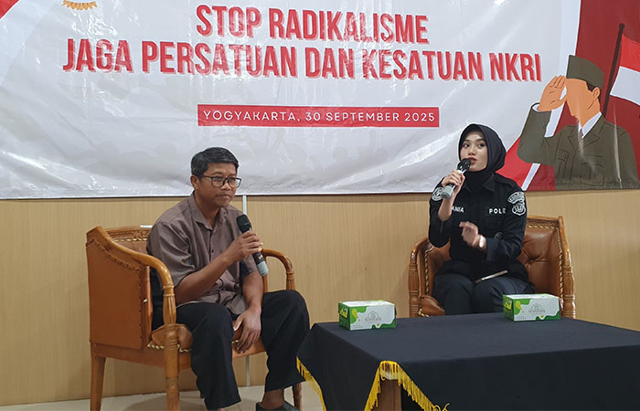 AKHIRNYA SADAR: Eks napiter Warjono asal Bantul menceritakan pengalaman kelam terjerumus menjadi bagian dari jaringan teroris Jamaah Islamiyah (JI), Selasa (30/9).