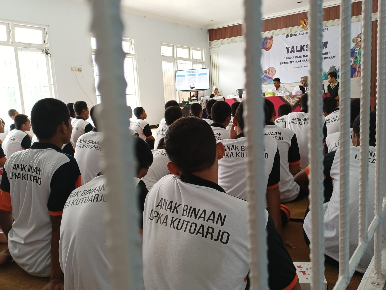 Anak Berhadapan dengan Hukum (ABH) di Lembaga Pembinaan Khusus Anak (LPKA) Kelas 1 Kutoarjo diberi motivasi agar semangat menjalani hidup. (M Hafied/Radar Jogja)