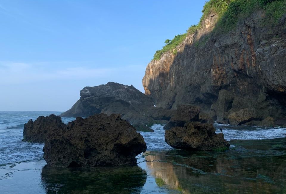 Pantai Wohkudu (Dok. Pribadi Ni Made Shinta Apriliayani)