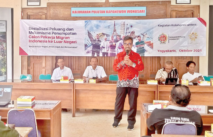 ANIMO TINGGI: Anggota Komisi D DPRD DIY Demas Kursiswanto mengingatkan agar setiap calon PMI yang ingin kerja di luar negeri memakai jalur yang resmi.