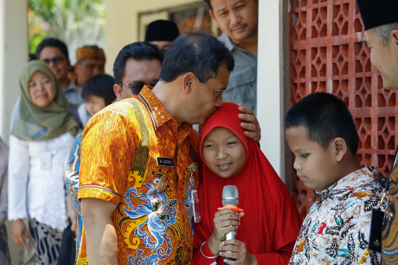 Gubernur Jawa Tengah Ahmad Luthfi dan Najwa