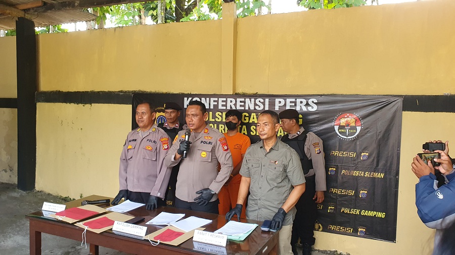 Ungkap kasus penggelapan oleh Polsek Gamping.