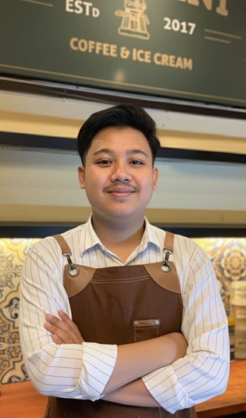 Barista Kumpeni Indonesia Coffe and Ice Cream Muhammad Yusril Baharudin