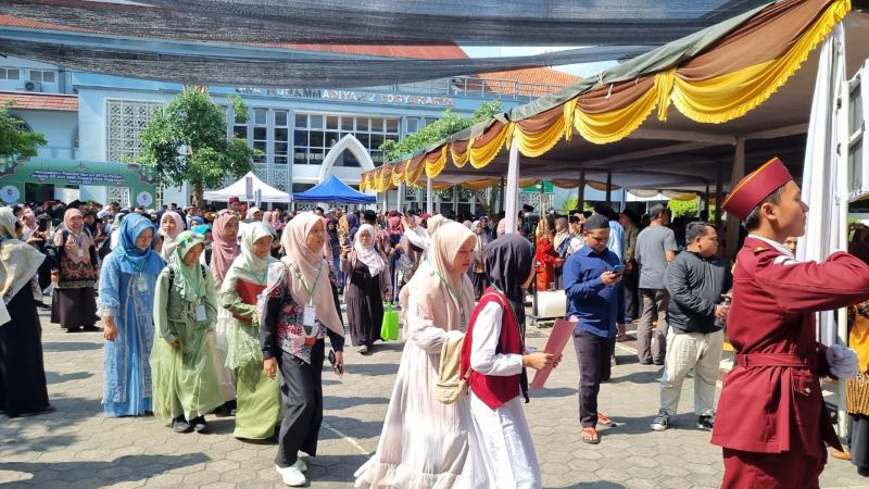 ANTUSIAS: Peserta memadati lokasi perlombaan MTQ di SMA Muhammadiyah 2 Yogyakarta.