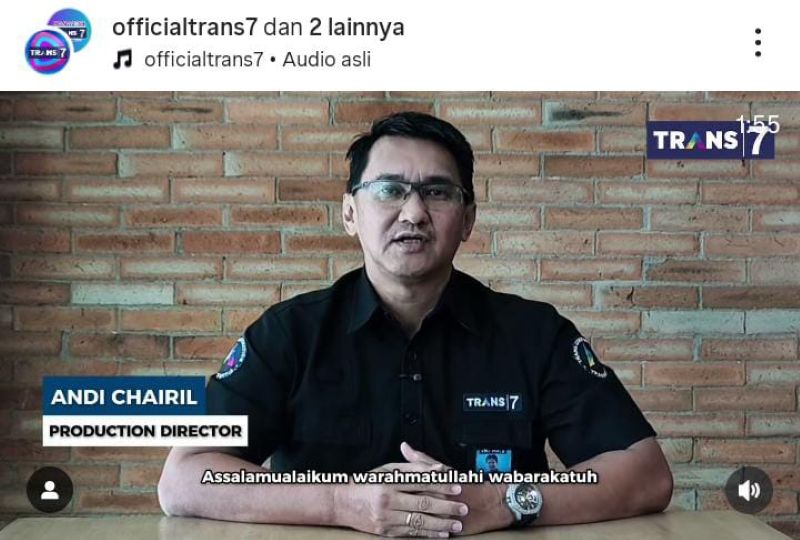 Production Director Trans7 saat menyampaikan permintaan maaf kepada pondok pesantren Lirboyo, Kediri.