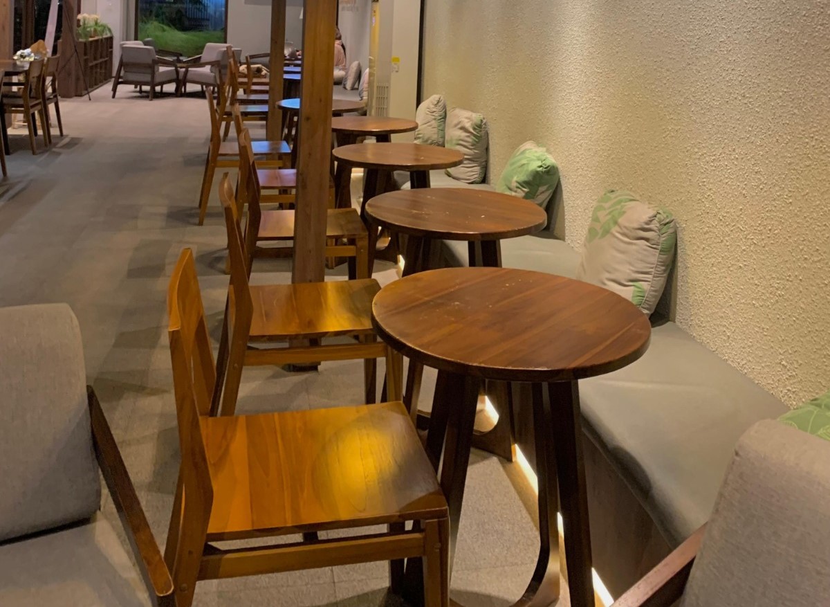 Salah satu kafe di Jogja (Arsy Apriliany Munawaroh)