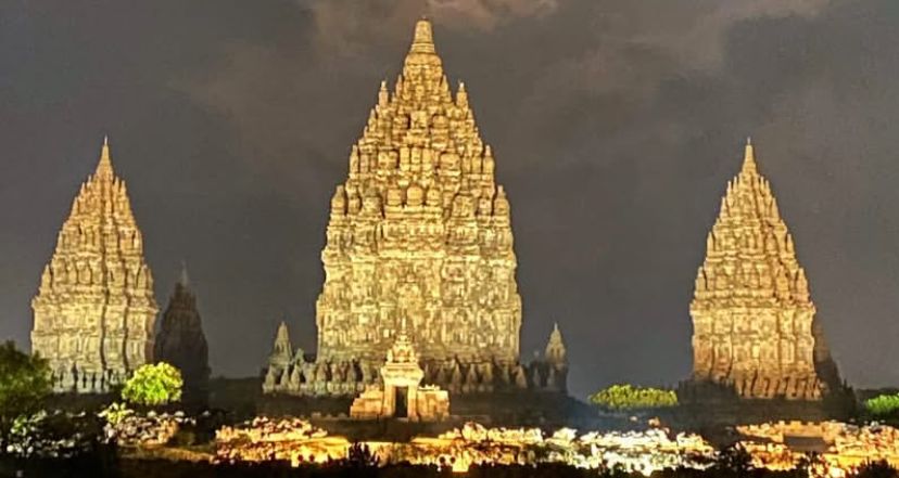 Keindahan Candi Prambanan