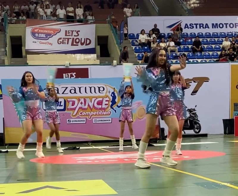 ENERGIK: Tim dance University Shiver Soul saat tampil, Minggu (19/10/2025).&nbsp;