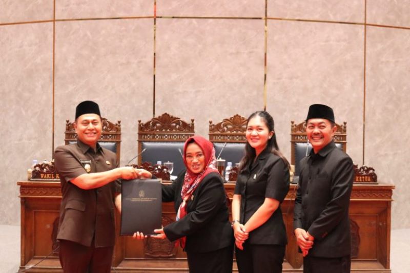 Nota penjelasan DPRD terkait tiga Raperda Inisiatif ini menjadi tahapan awal pembahasan bersama Pemerintah Kabupaten Gunungkidul.