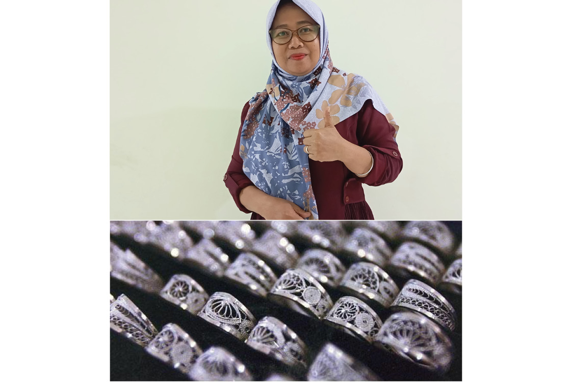 KOMITMEN: Umi Nurhasanah pemilik usaha kerajinan perak Umi Silver saat ditemui di Balai Kota Jogja, Selasa (21/10).