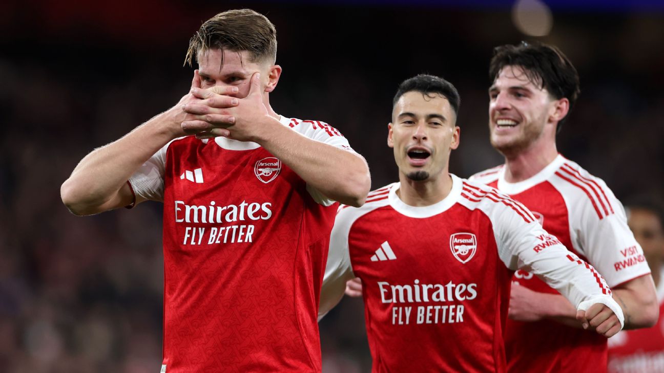 Selebrasi Viktor Gyokeres setelah mencetak brace dalam kemenangan 4-1 Arsenal atas Atletico Madrid di Liga Champions