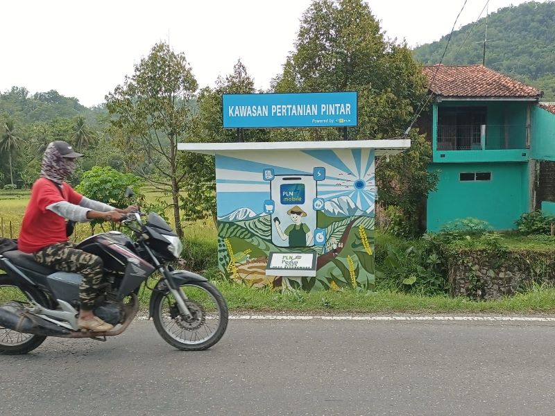 TEKNOLOGI PERTANIAN: Rumah pompa air bertenaga listrik berbasis Internet of Things di pinggir Jalan Karangsambung-Sadang, tepatnya di Desa Kedungwaru, Kecamatan Karangsambung.