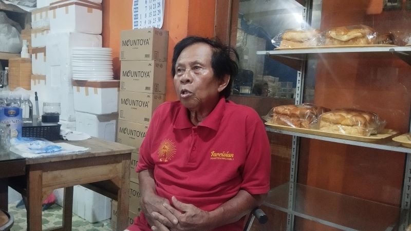 Ketua RT 4 Padukuhan Empat Cungkuk Bambang Handoko saat ditemui di rumahnya Senin (27/10)