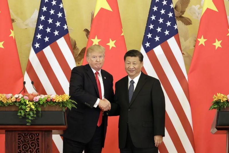 Kesepakatan perdagangan antara Amerika dengan China.