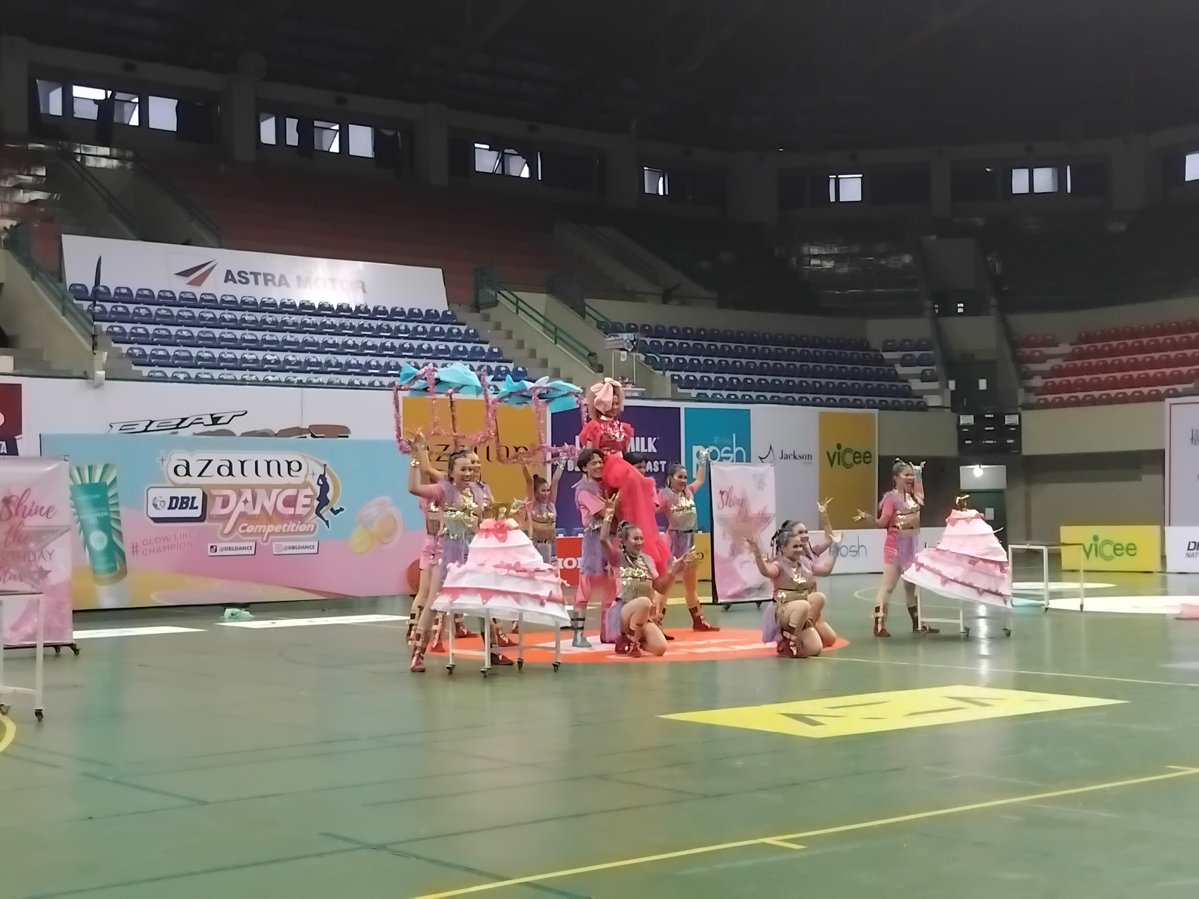&nbsp;Patbhe La Danse saat tampil di GOR UNY&nbsp;