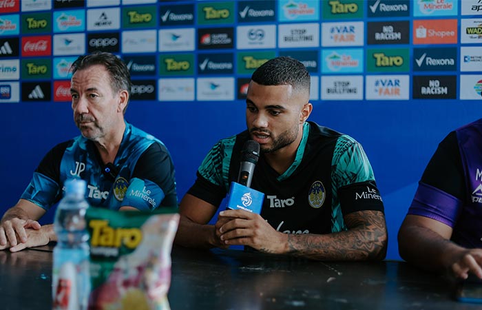 Winger PSIM Jogja asal Belanda Anton Fase.