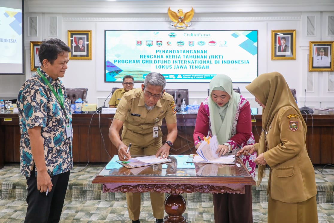 Penandatanganan RKT Pemprov Jateng dengan ChildFund