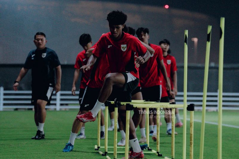 Skuad Timnas Indonesia U17 saat jalani latihan jelang Piala Dunia U17