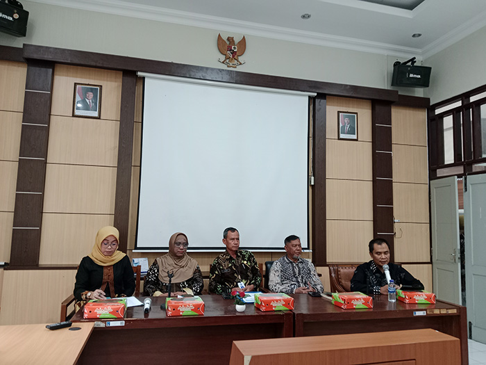 Jumpa pers Pemkab Sleman soal nilai investasi dan serapan tenaga kerjanya.