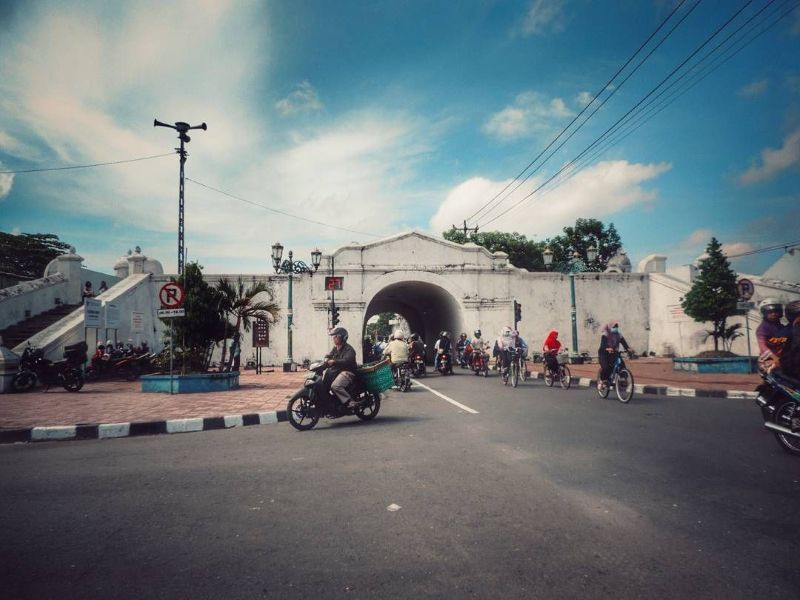 Plengkung Gadhing sebagai salah satu Jenis Gapura Jawa yang kini ditutup oleh keraton.