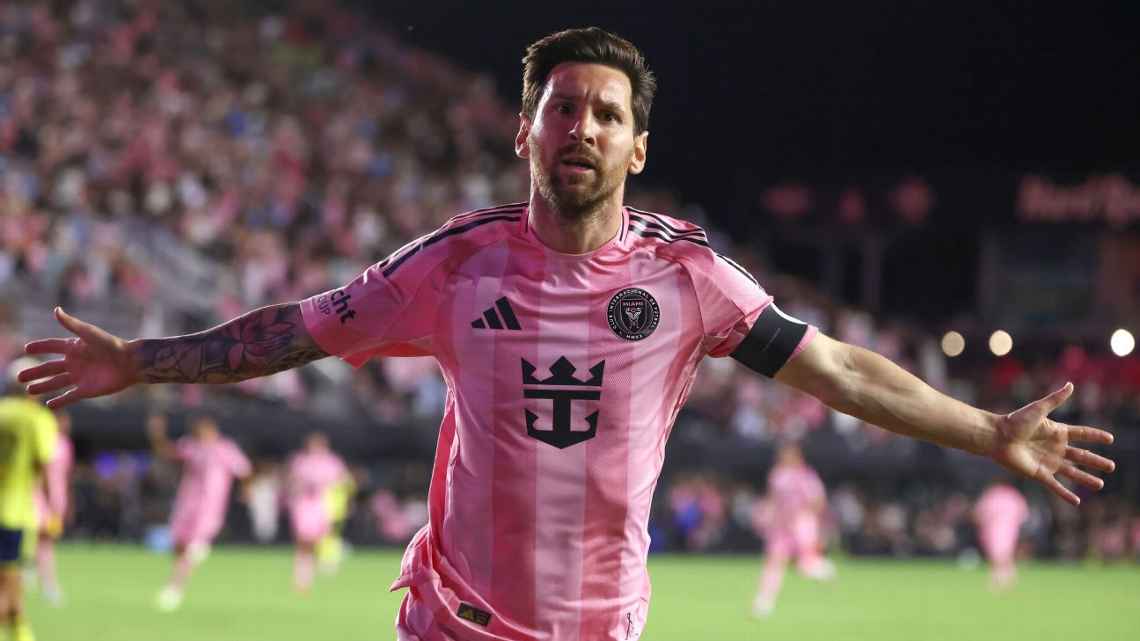Selebrasi Lionel Messi setelah mencetak gol dalam kemenangan 4-0 Inter Miami atas Nashville di playoff MLS
